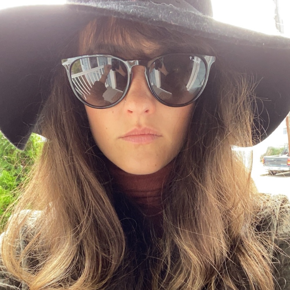 Meet your Posher, Sherry